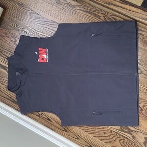 Men's grey fleece lined vest Size XL NWOT